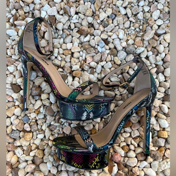 Fashion Nova Shoes - Fashion Nova multicolor Snakeskin heels size 10